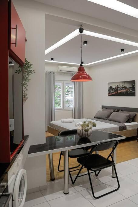 Apartment At Eksarhia Center 雅典 外观 照片