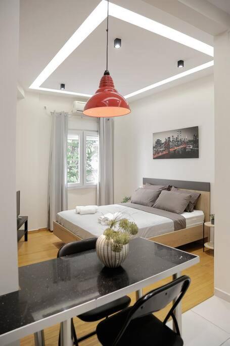 Apartment At Eksarhia Center 雅典 外观 照片